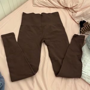 h&m brown athletic leggings
